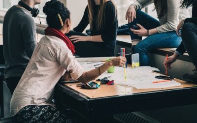 Escribir para jóvenes: ¿Te animas a afrontar el desafío?